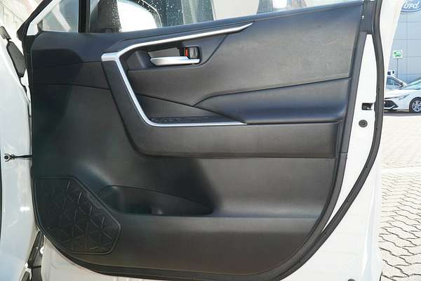 2020 Toyota RAV4 GXL MXAA52R