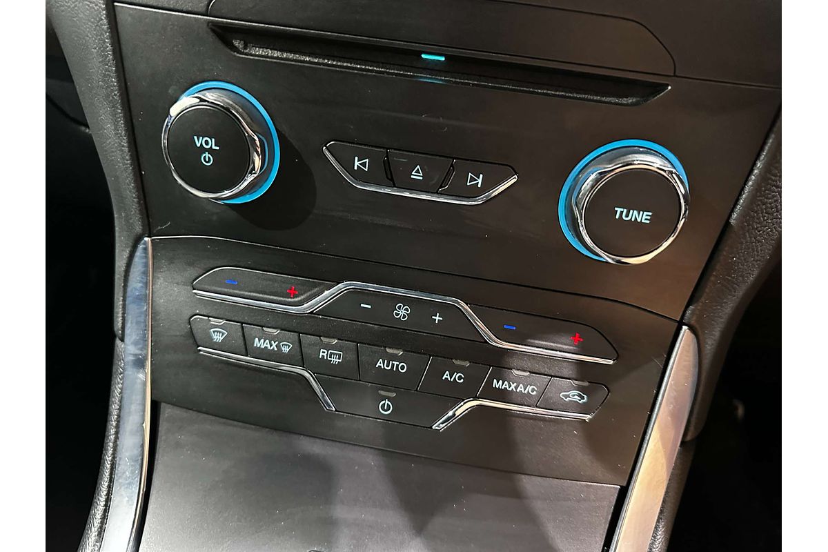 2019 Ford Endura ST-Line CA