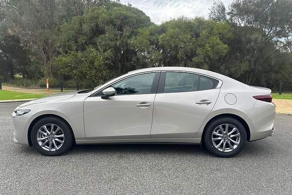 2024 Mazda 3 G20 Pure BP Series