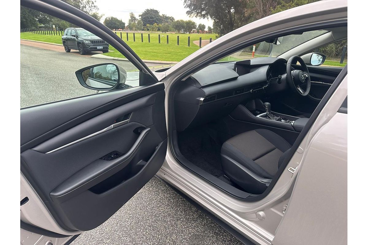 2024 Mazda 3 G20 Pure BP Series