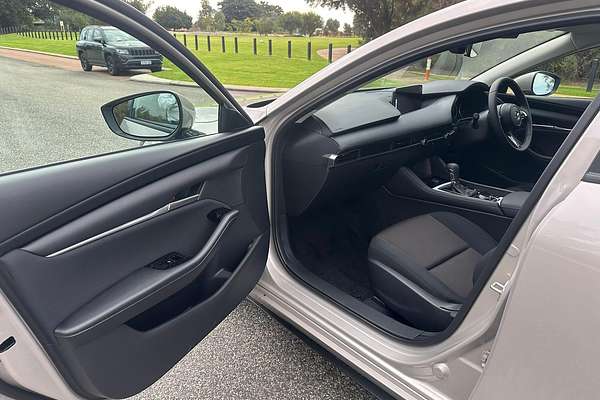 2024 Mazda 3 G20 Pure BP Series