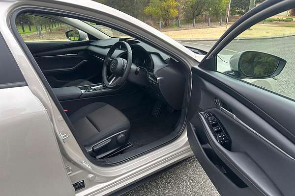 2024 Mazda 3 G20 Pure BP Series