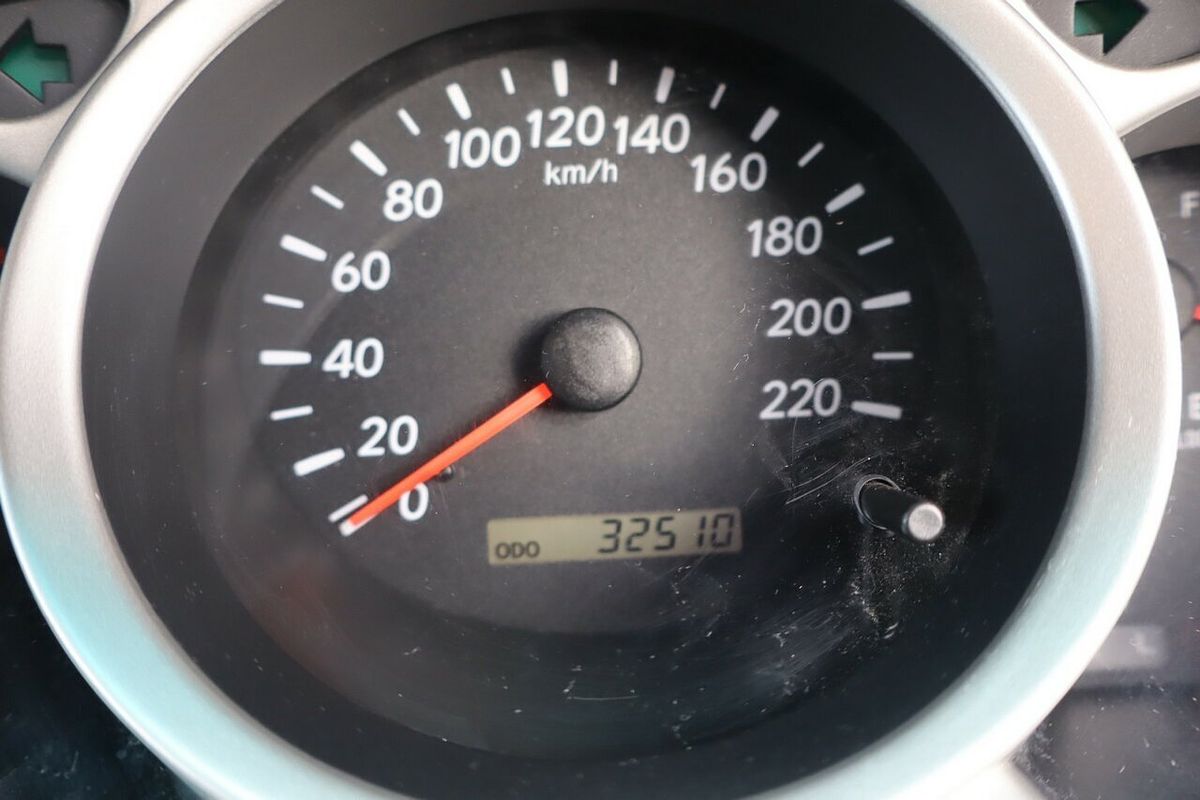 2006 Toyota Kluger CVX MCU28R