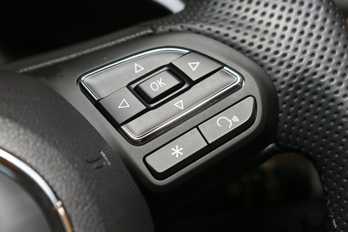 2024 MG ZS Excite AZS1