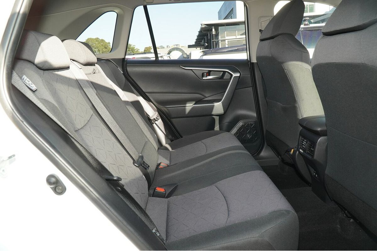 2020 Toyota RAV4 GXL MXAA52R