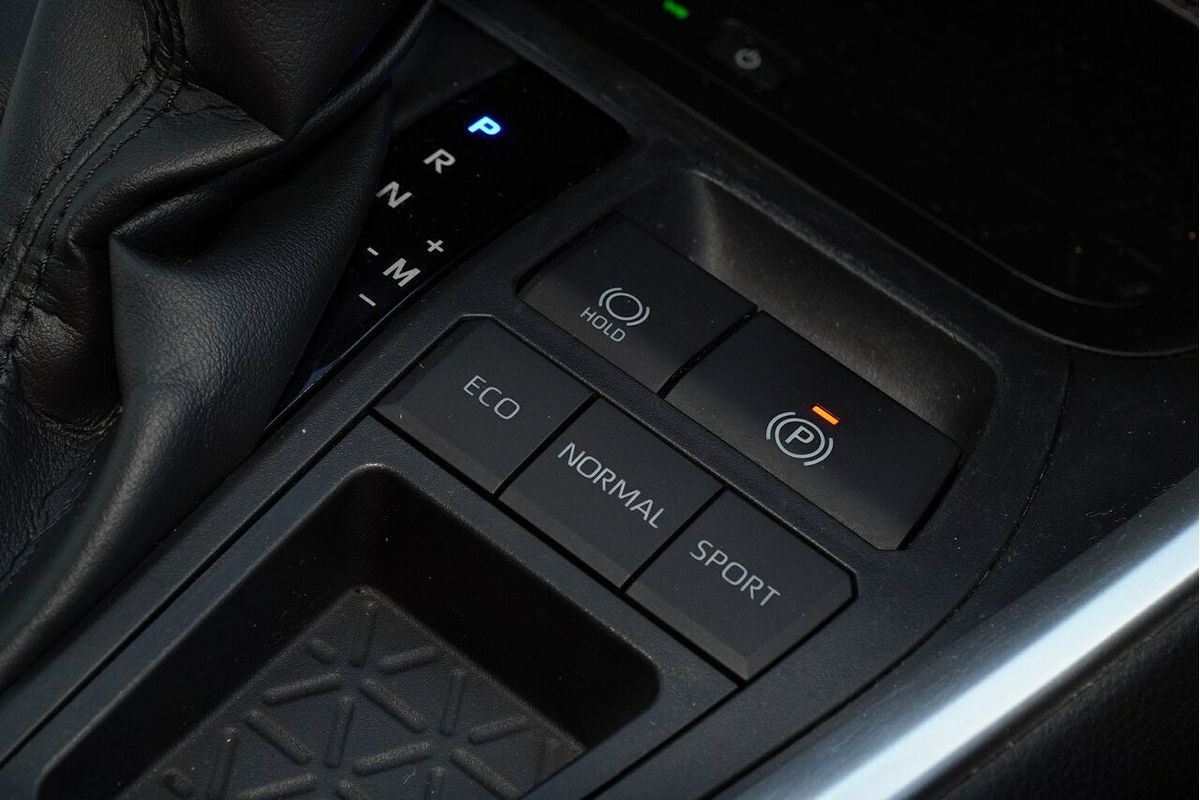 2020 Toyota RAV4 GXL MXAA52R