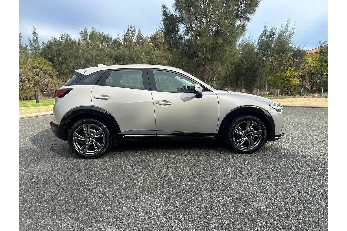2025 Mazda CX-3 G20 Akari DK