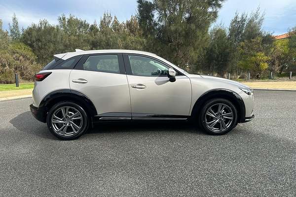 2025 Mazda CX-3 G20 Akari DK
