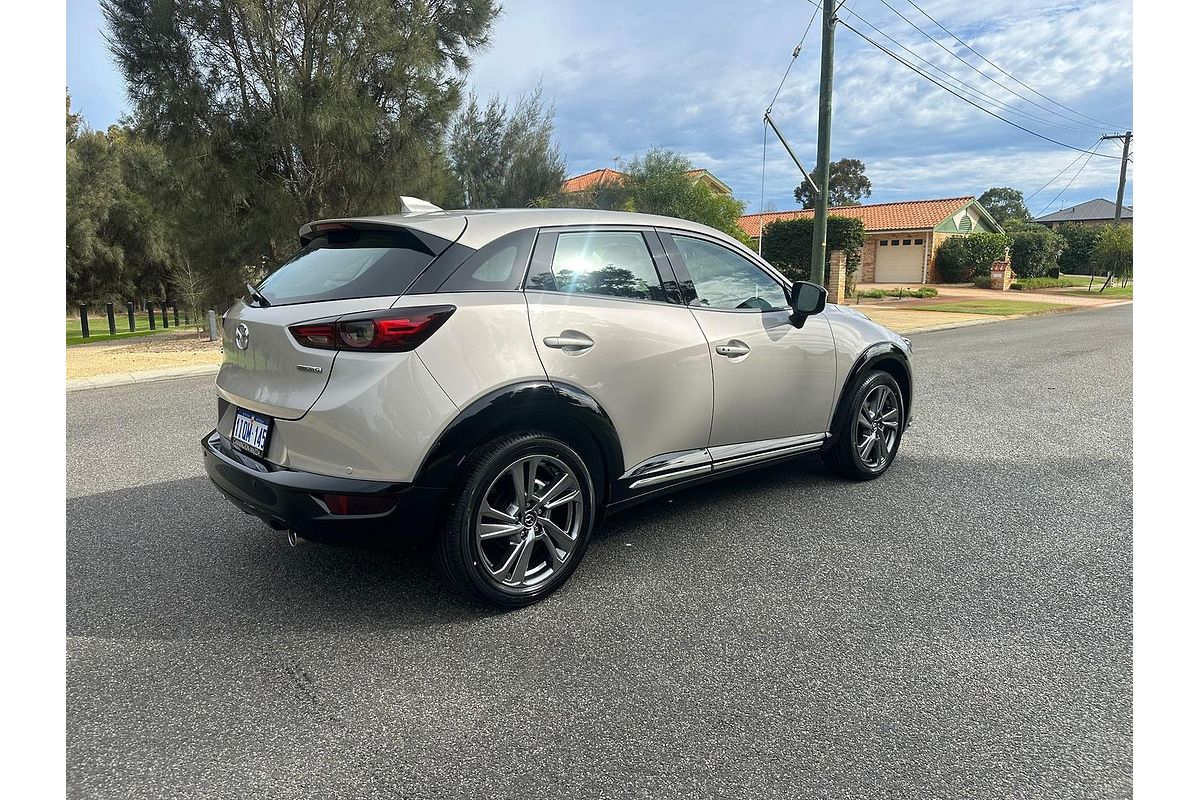 2025 Mazda CX-3 G20 Akari DK