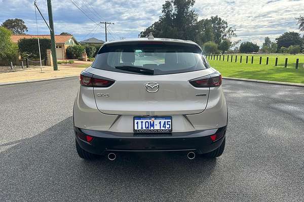2025 Mazda CX-3 G20 Akari DK