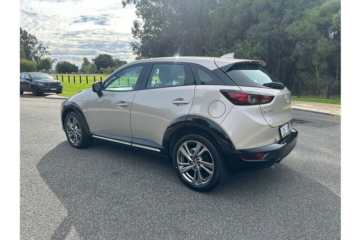 2025 Mazda CX-3 G20 Akari DK