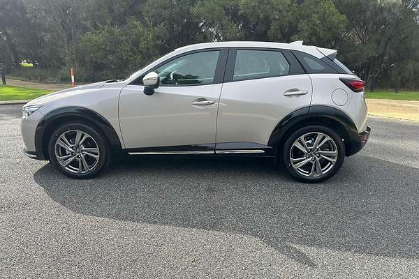 2025 Mazda CX-3 G20 Akari DK