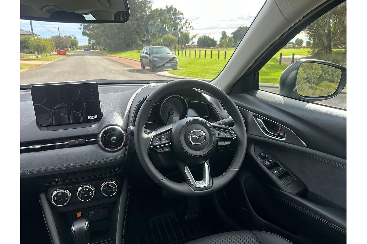2025 Mazda CX-3 G20 Akari DK