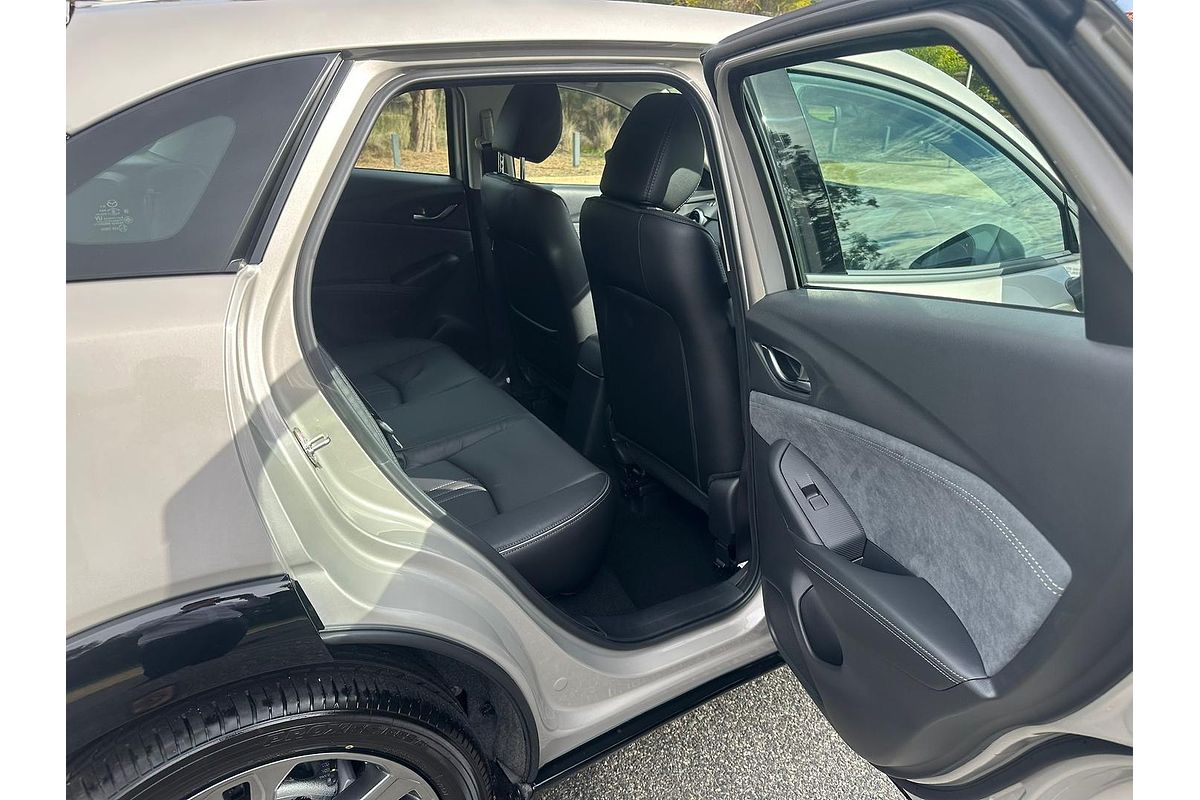 2025 Mazda CX-3 G20 Akari DK