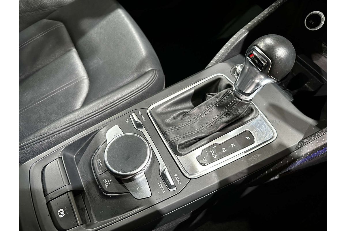2017 Audi Q2 design GA