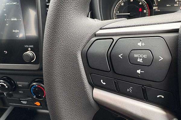 2025 Isuzu D-MAX SX 4X4