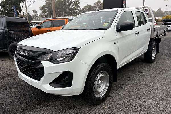 2025 Isuzu D-MAX SX 4X4