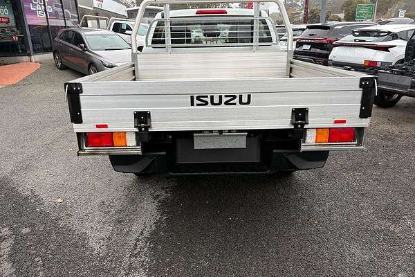 2025 Isuzu D-MAX SX 4X4
