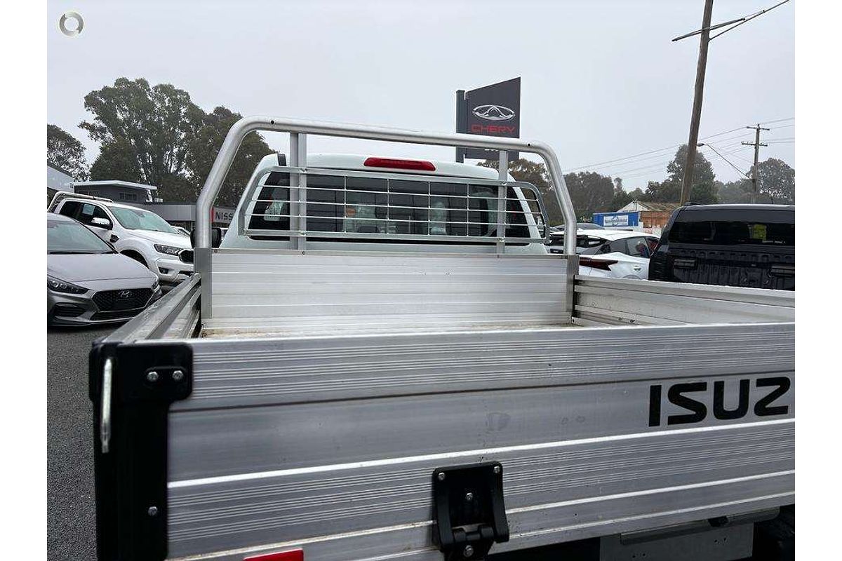 2025 Isuzu D-MAX SX 4X4