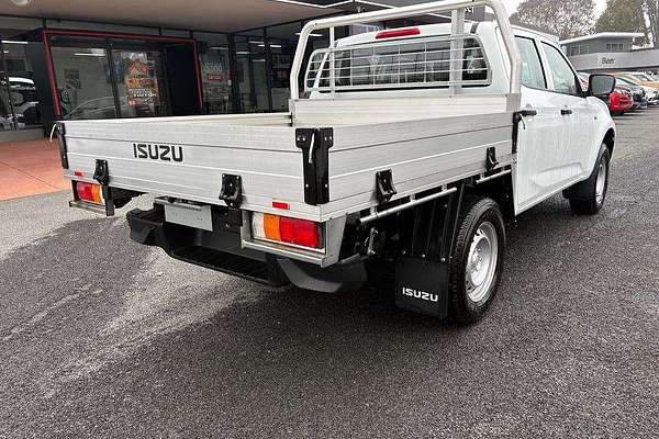 2025 Isuzu D-MAX SX 4X4