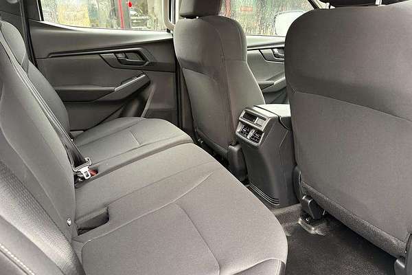 2025 Isuzu D-MAX SX 4X4
