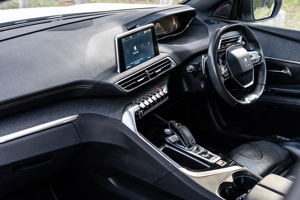 2020 Peugeot 5008 GT Line P87