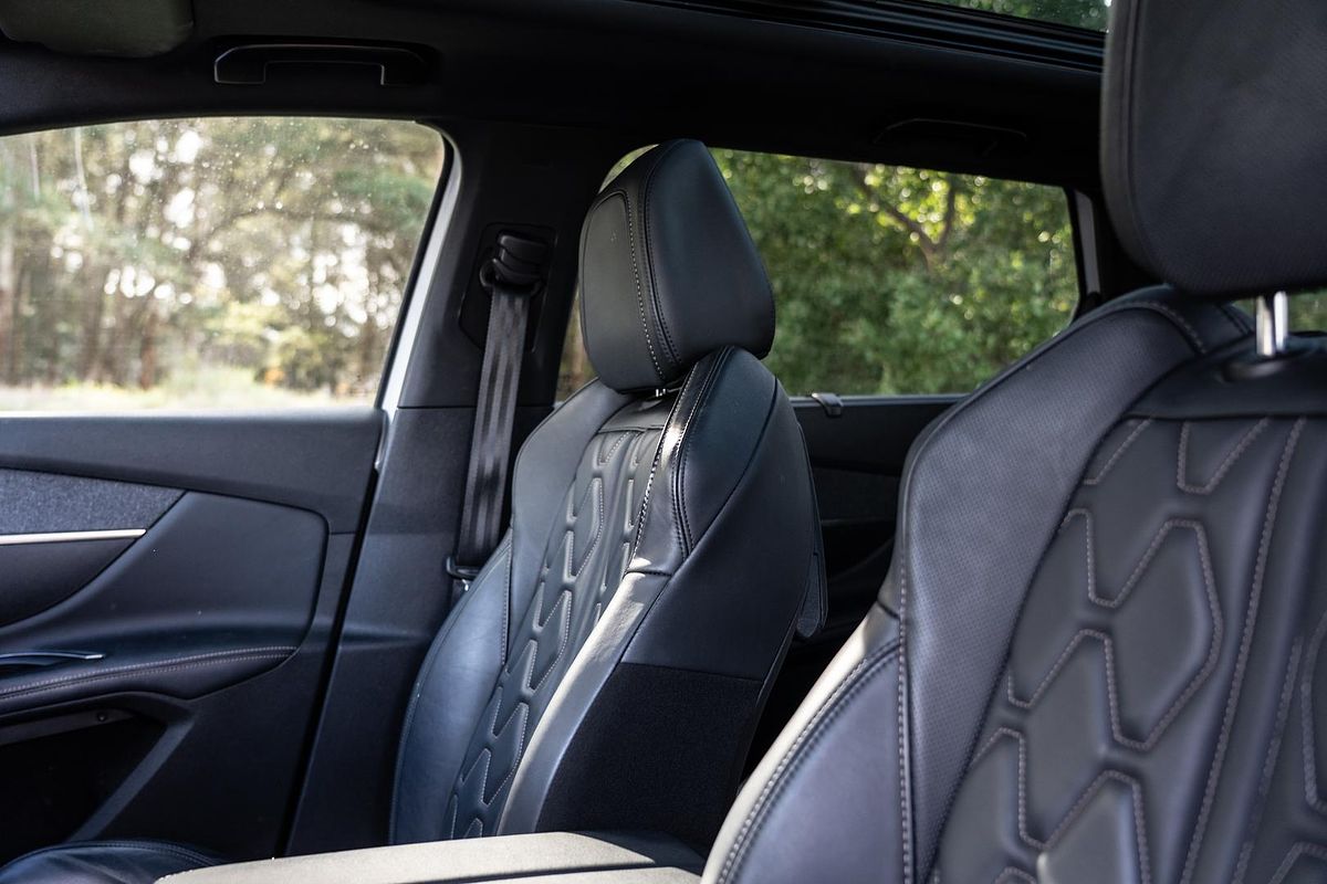 2020 Peugeot 5008 GT Line P87
