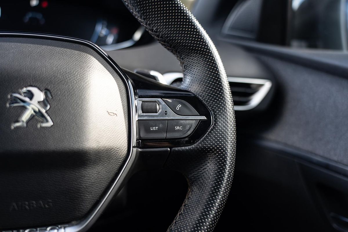 2020 Peugeot 5008 GT Line P87