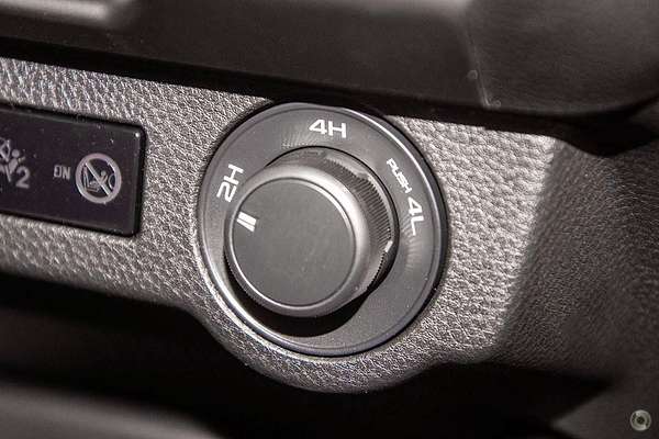 2025 Isuzu D-MAX SX 4X4
