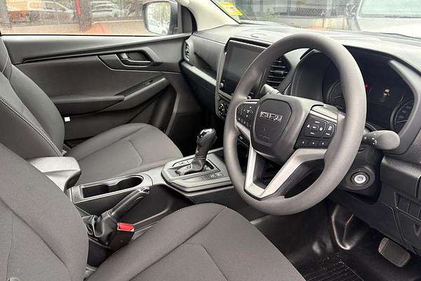 2025 Isuzu D-MAX SX 4X4
