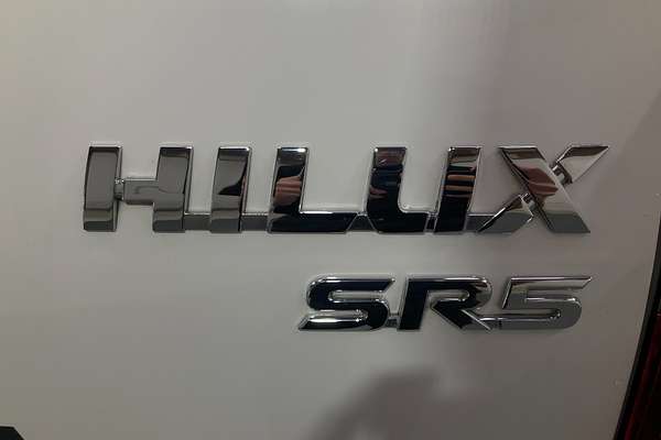2022 Toyota Hilux SR5 GUN126R 4X4
