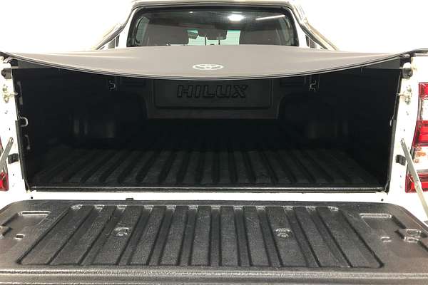 2022 Toyota Hilux SR5 GUN126R 4X4