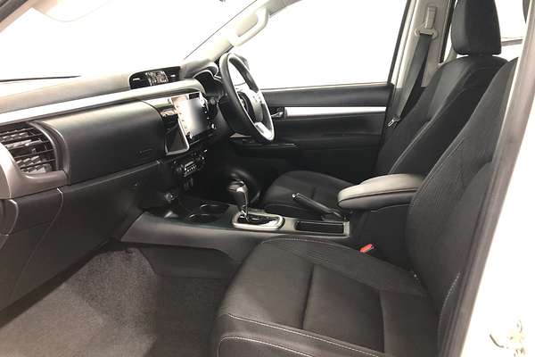 2022 Toyota Hilux SR5 GUN126R 4X4