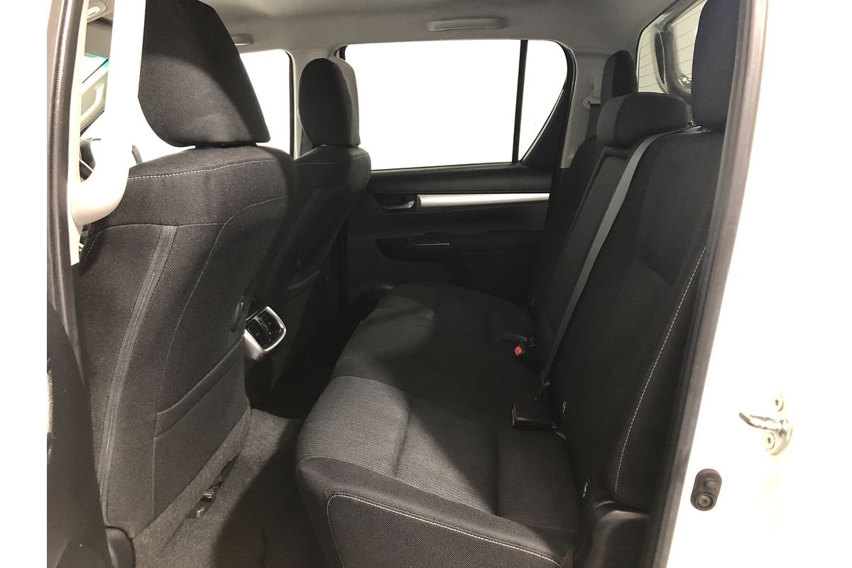 2022 Toyota Hilux SR5 GUN126R 4X4