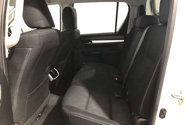2022 Toyota Hilux SR5 GUN126R 4X4