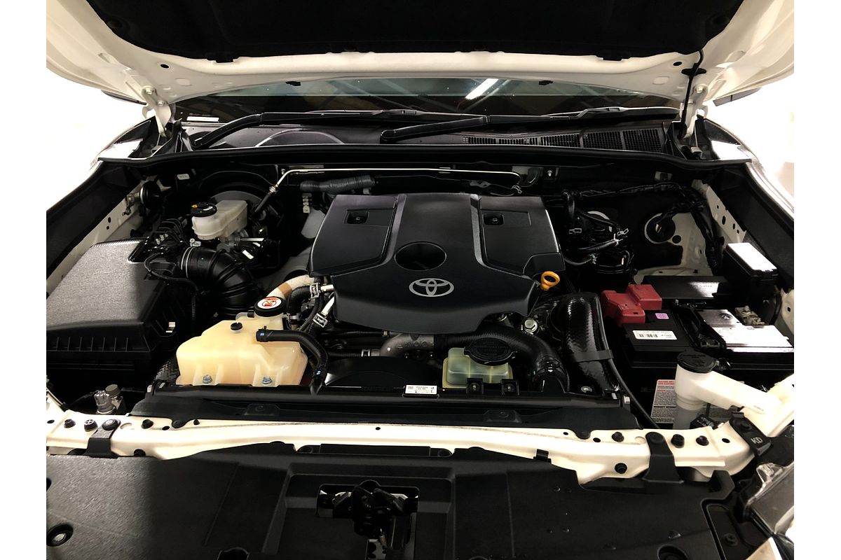 2022 Toyota Hilux SR5 GUN126R 4X4