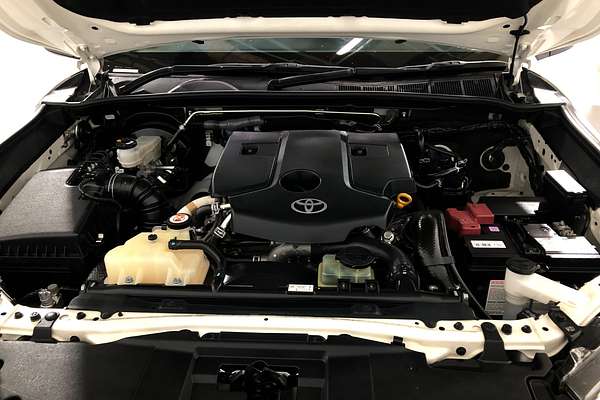 2022 Toyota Hilux SR5 GUN126R 4X4