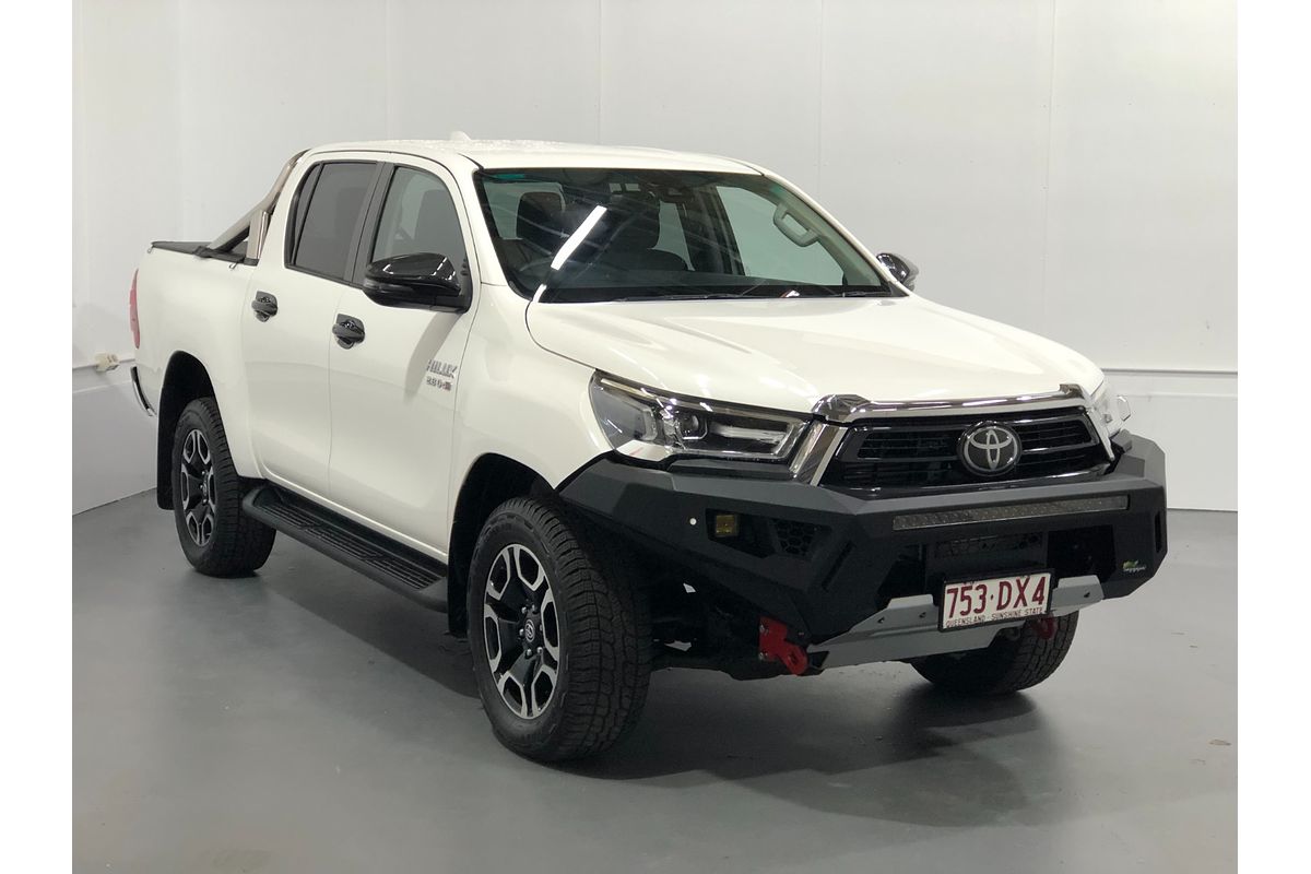 2022 Toyota Hilux SR5 GUN126R 4X4