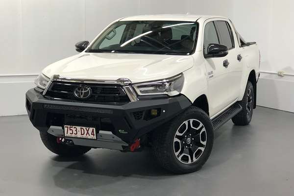 2022 Toyota Hilux SR5 GUN126R 4X4