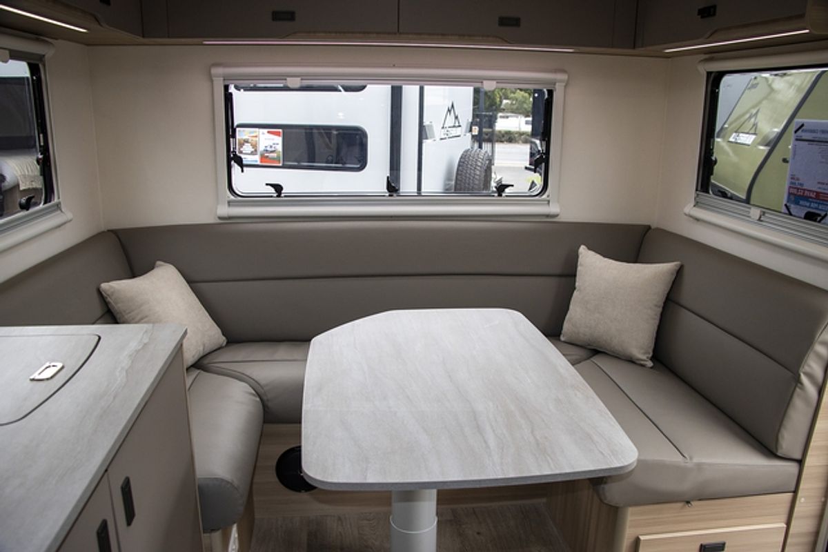 2025 Jayco DISCOVERY CARAVAN 22.68-3.OB.DY-MY25