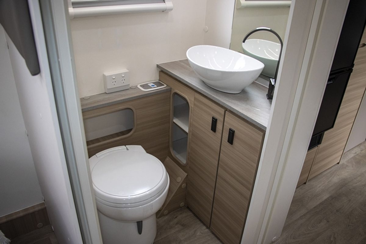 2025 Jayco DISCOVERY CARAVAN 22.68-3.OB.DY-MY25