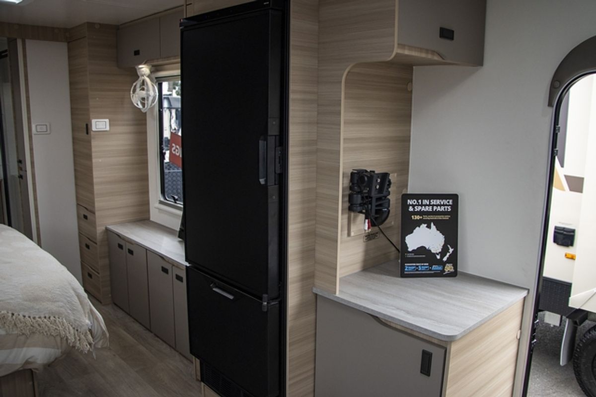 2025 Jayco DISCOVERY CARAVAN 21.66-3.OB.DY-MY25