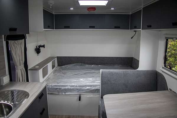 2025 Jayco STARCRAFT CARAVAN 19.61-3.BP.SC-MY25