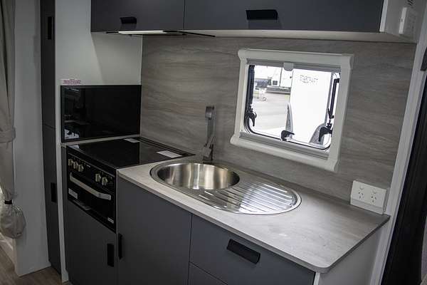 2025 Jayco STARCRAFT CARAVAN 19.61-3.BP.SC-MY25