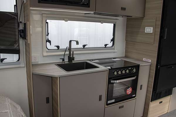 2025 Jayco DISCOVERY CARAVAN 17.54-1.OB.DY-MY25