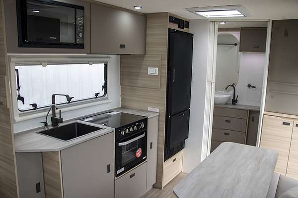 2025 Jayco DISCOVERY CARAVAN 17.54-1.OB.DY-MY25