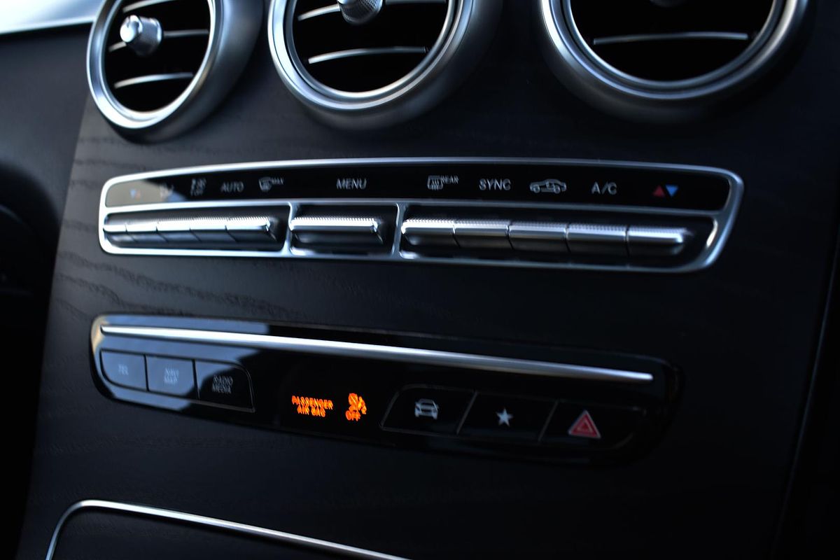2022 Mercedes-Benz GLC-Class GLC200 X253