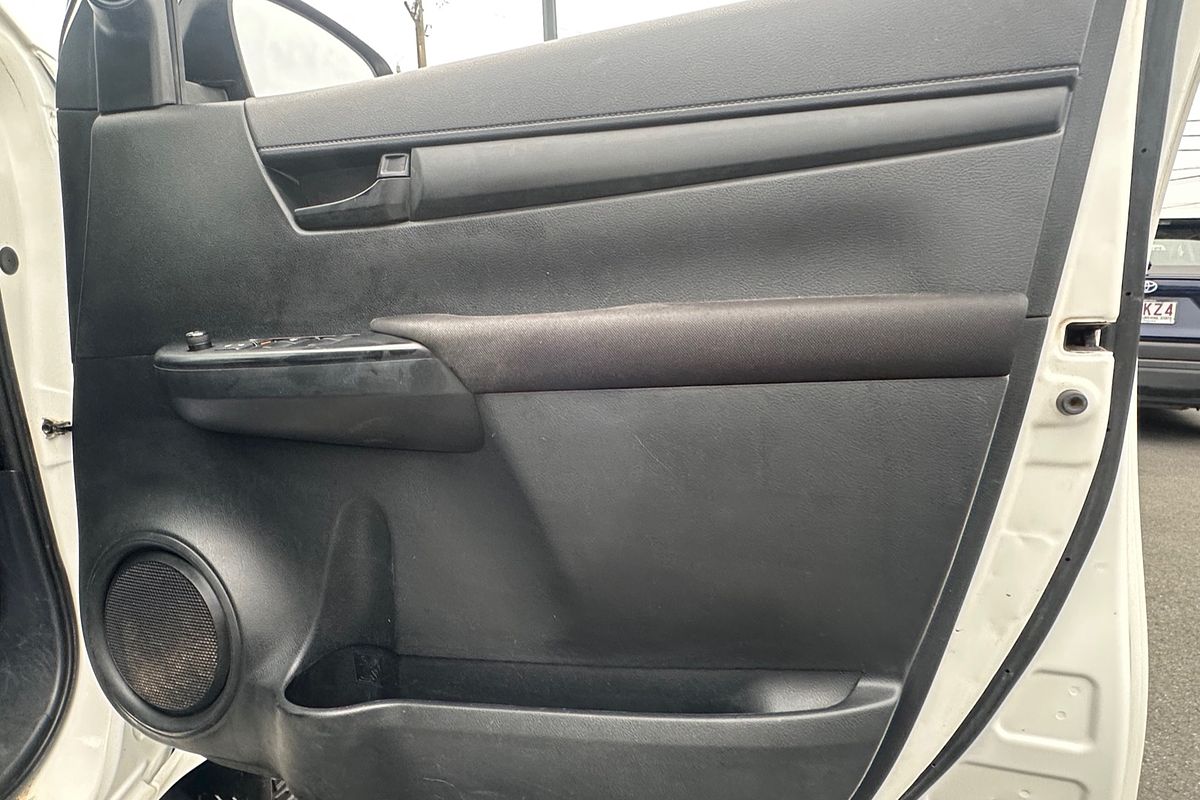 2019 Toyota Hilux SR GUN126R 4X4