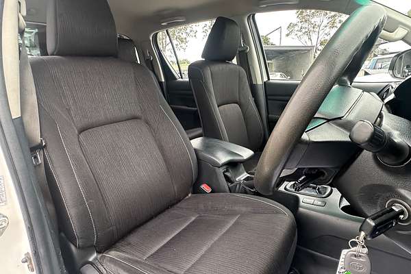 2019 Toyota Hilux SR GUN126R 4X4