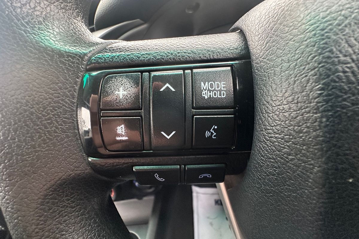 2019 Toyota Hilux SR GUN126R 4X4